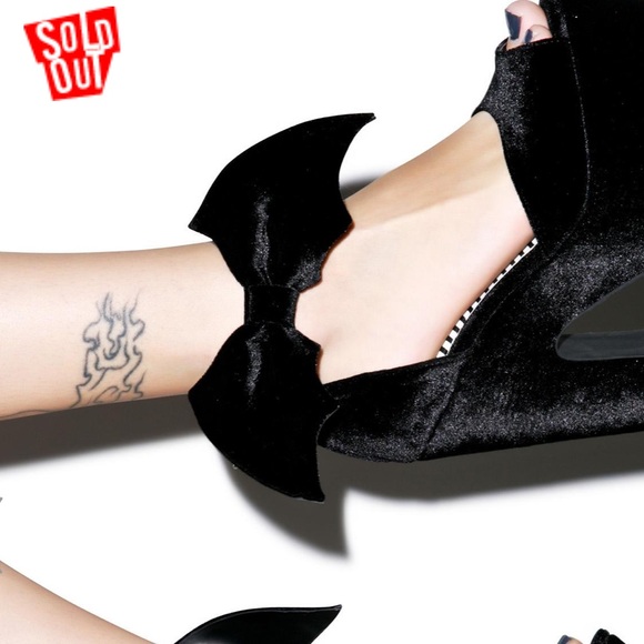 👻Dollskill Batty White Platforms!! Discontinued👻 - Picture 3 of 10